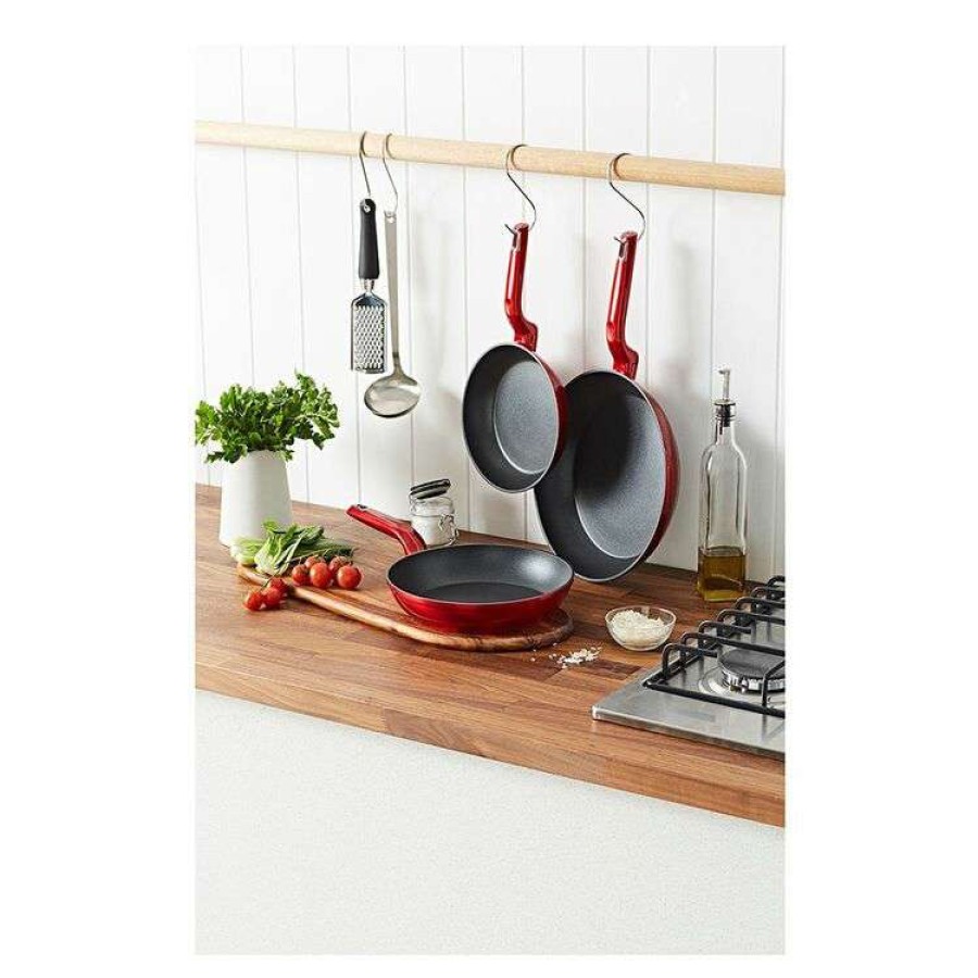 Kitchen & Dining * | Bergner Blaze Red Frypan 28Cm