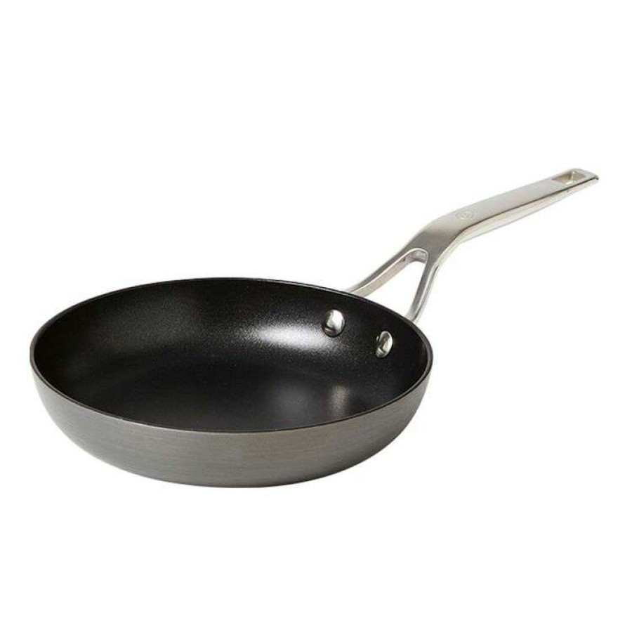 Kitchen & Dining * | Swiss Diamond Hard Anodised Fry Pan 20Cm